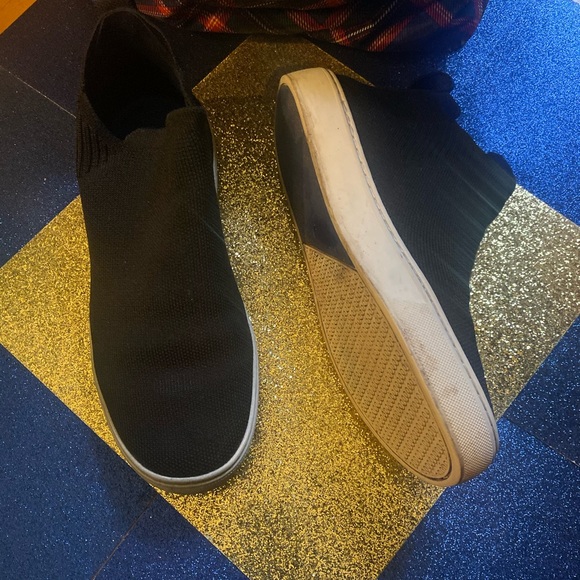 ROTHY'S BLACK HIGH-TOP SLIP-ON Sneakers LUX RARE - Picture 2 of 14